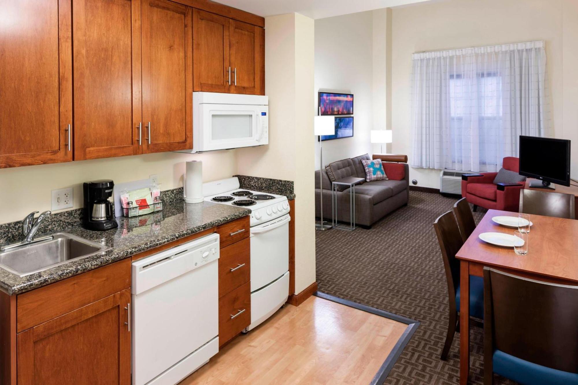 Towneplace Suites Suffolk Chesapeake Экстерьер фото