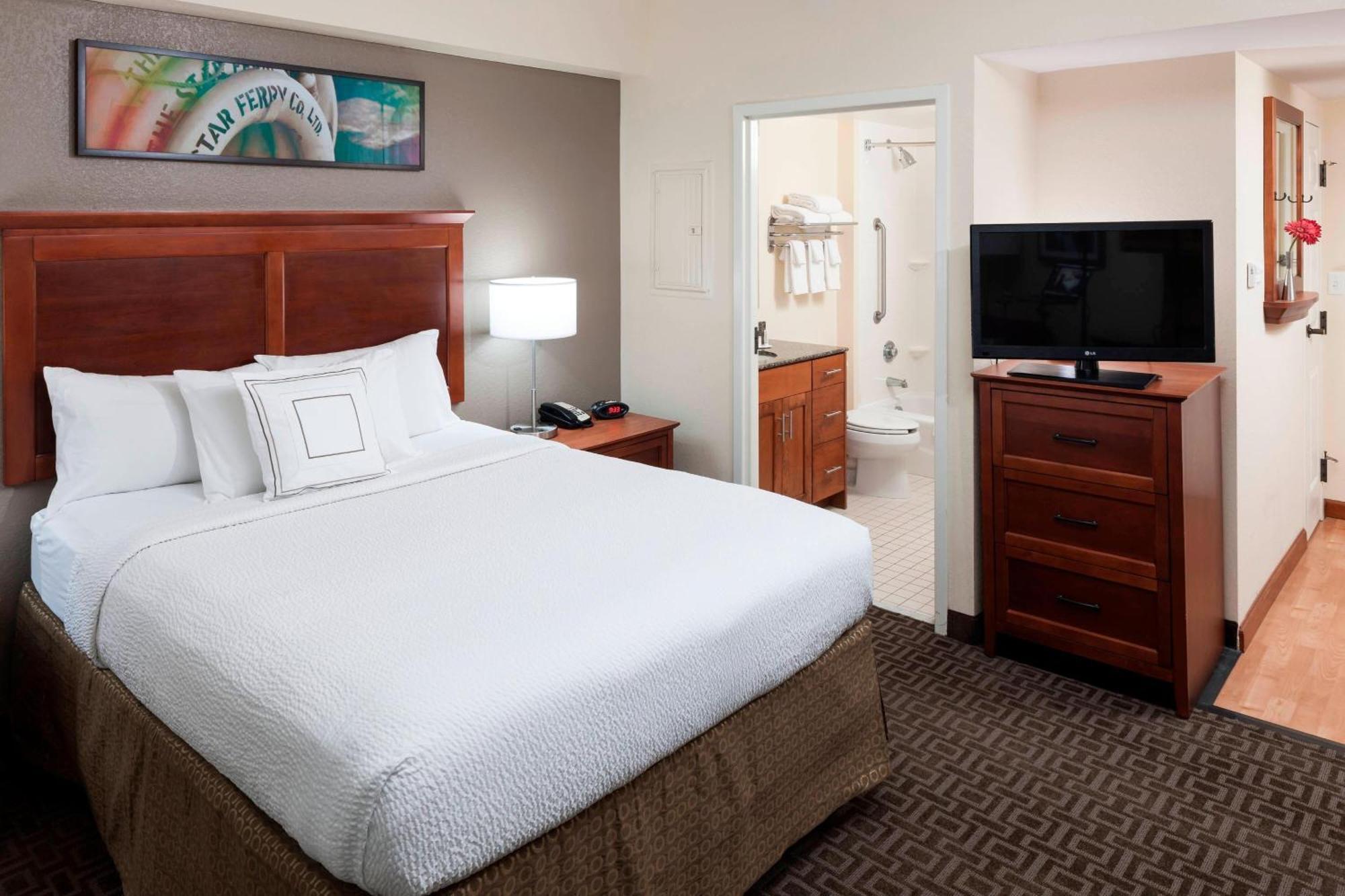 Towneplace Suites Suffolk Chesapeake Экстерьер фото