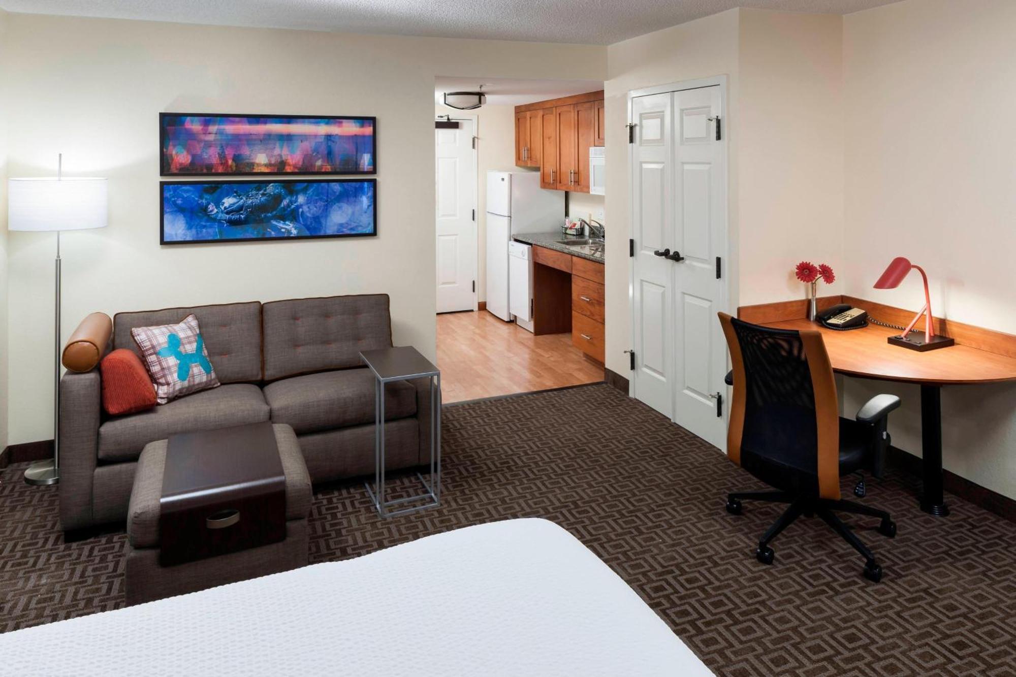 Towneplace Suites Suffolk Chesapeake Экстерьер фото